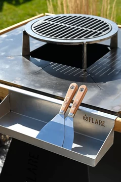 Grillsziget kerti sütő BBQ Flare grill
